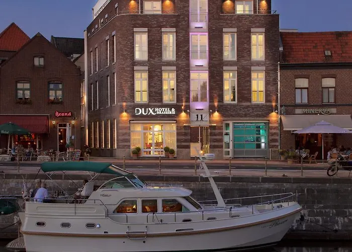 Hotel Dux
