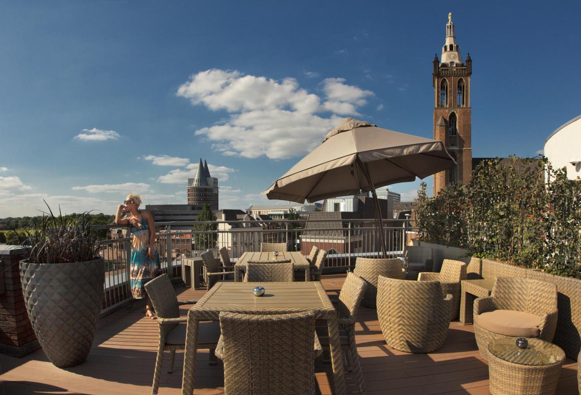 Hotel Dux 4*